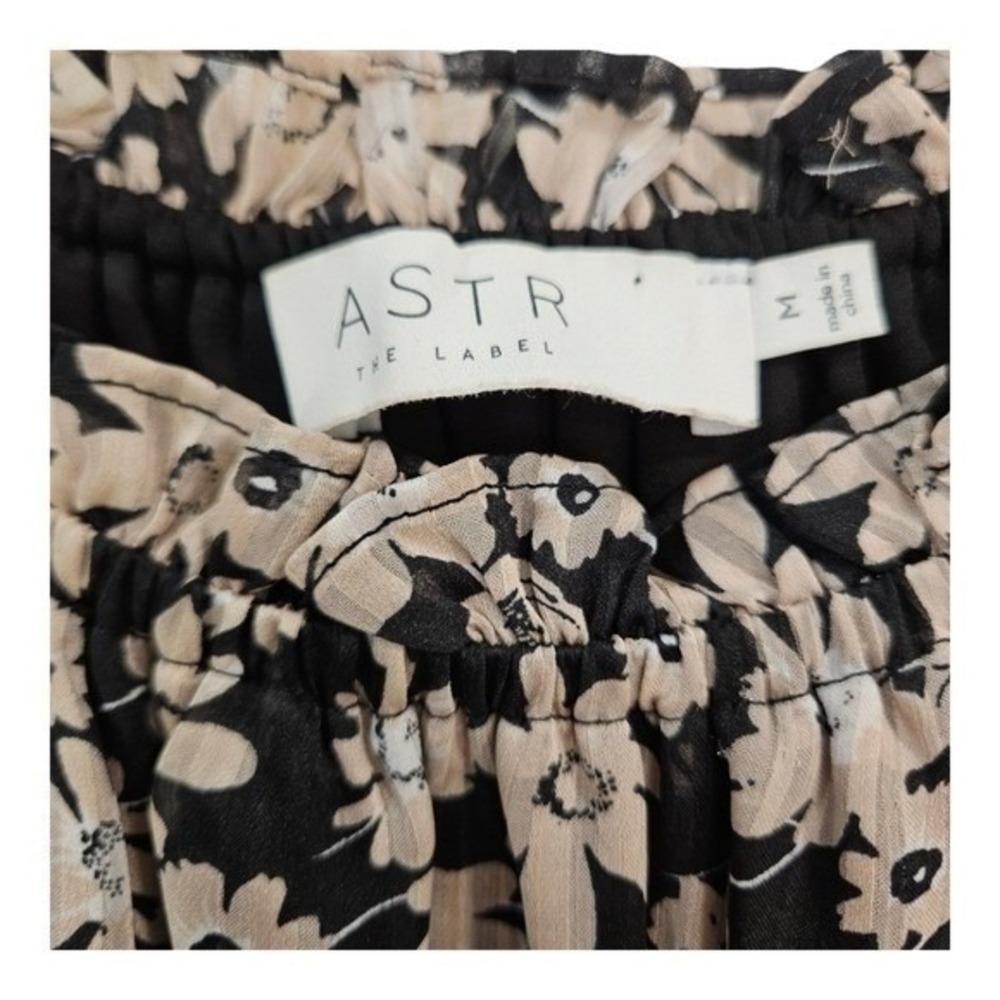 ASTR The Label Womens Black Floral Mini Dress Medium Side Cutouts Boho Romantic‎ - Picture 4 of 13
